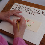 Dame Héloïse utilise l'écriture onciale